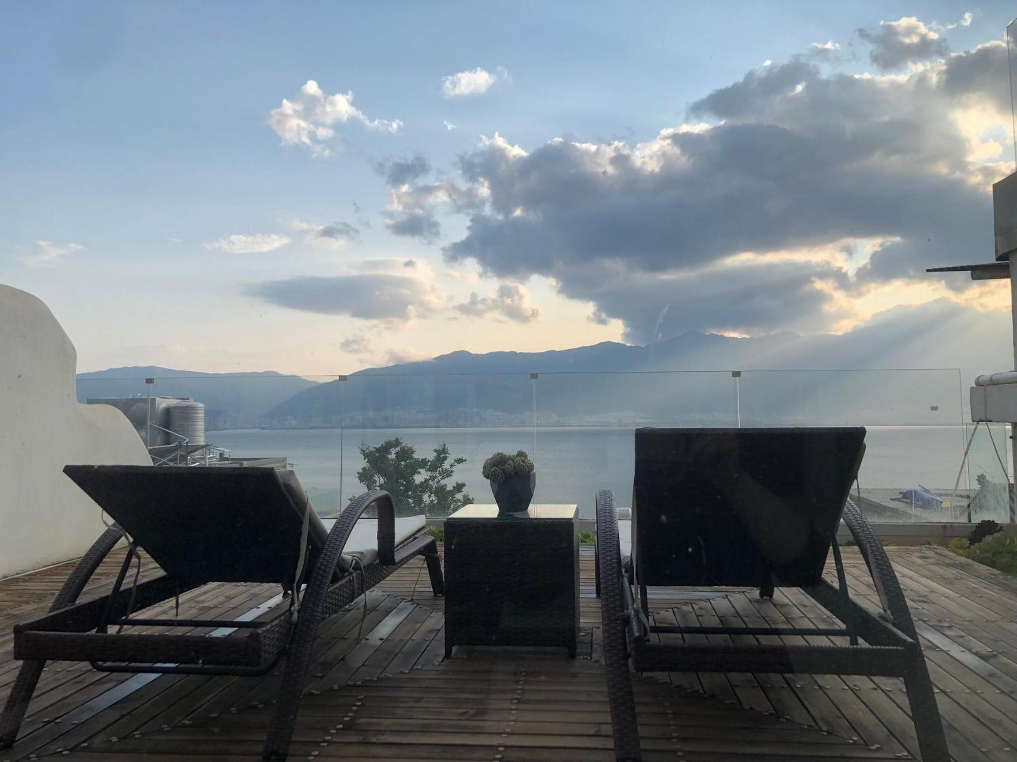 Dali Dare Sea View Gueshouse Dali (Yunnan) Exterior foto